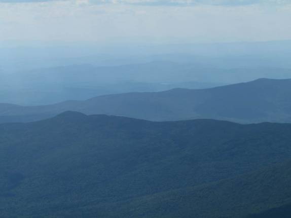O belo visual do alto do Mount Washington, nas White Mountains, região de Lincoln, em New Hampshire - Estados Unidos